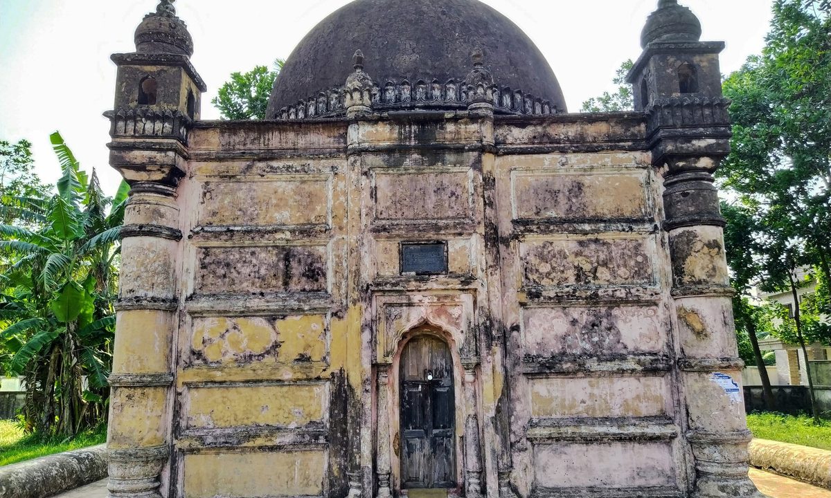 ঝিনাইগাতীর ঘাগড়া খান বাড়ি জামে মসজিদ