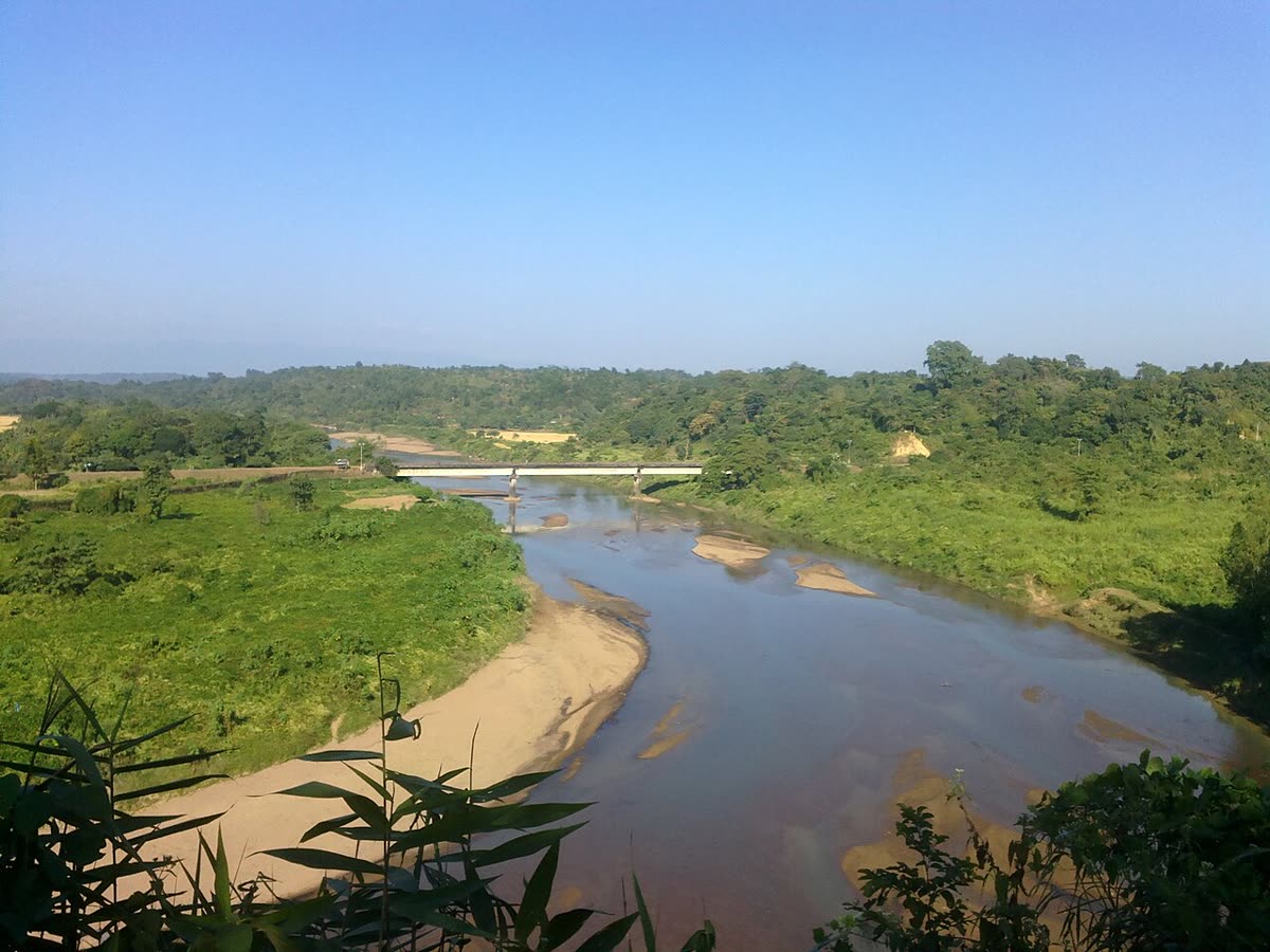 তারানি-পানিহাটার সীমান্ত এলাকায় ভোগাই নদী